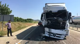 Manisa'da Trafik Kazası: 4 Yaralı