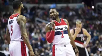 Wall, Wizards ile Sözleşme Yeniledi