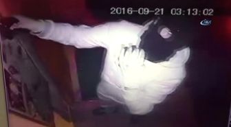 Esnaf Bıkıp 'Dükkan Sizin' Adıyla İş Yerini Devretti, Onlar Bıkmadı