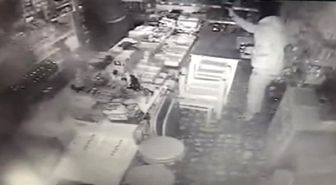 Hırsızlardan Bıkıp 'Dükkan Sizin' Yazarak Devretmişti, Yine Soyuldu