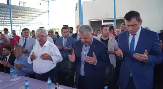 Bakan Arslan, Baba Ocağında Taziyeleri Kabul Etti