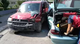 Sakarya'da Zincirleme Trafik Kazası: 5 Yaralı