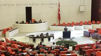 CHP'li Milletvekillerinin İç Tüzükle İlgili TBMM'deki Eylemi Devam Ediyor