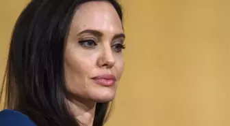 Angelina Jolie, Brad Pitt'le Boşanmasıyla Biten Sürecin Nasıl Başladığını Anlattı