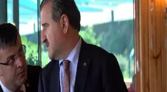 Bakan Bak, Basın Toplantısı Sırasında Arayan Cumhurbaşkanı ile Görüştü