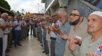 Hacı Adayları İçin Uğurlama Töreni