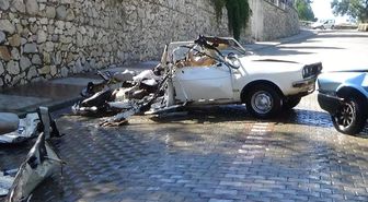 Tır'dan Düşen Dozer 5 Araca Zarar Verdi