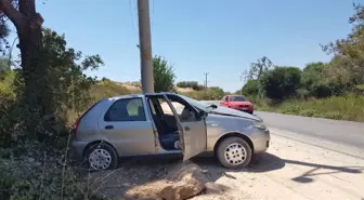 Antalya'da Otomobil Direğe Çarptı: 1 Yaralı