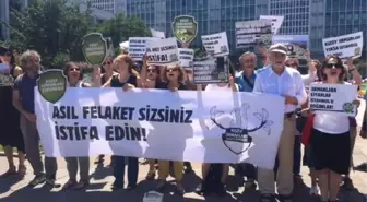 İbb Önünde Sel Felaketi Protestosu