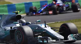 Bottas Üst Üste Beşinci Kez Podyumda