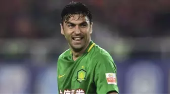 Beijing Guoan Yönetimi, Burak Yılmaz'ın Takımdan Ayrılmasına İzin Verdi