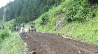 Santa Harabeleri Yolu Bakıma Alındı