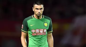 Beijing Guoan, Burak Yılmaz'ın Sözleşmesini Feshetti