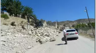 Köylerde Yol ve Su Çalışmaları Devam Ediyor