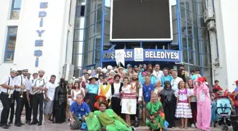 Kuşadası Belediyesi Tiyatro Festivali Başladı