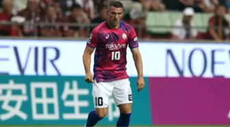 Podolski Japonya'da Güldürdü!