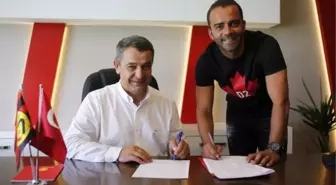 Semih Şentürk Yeniden Eskişehirspor'da