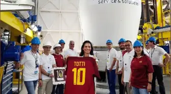 Totti'nin Forması Artık Uzayda