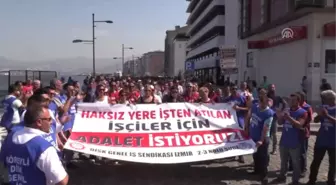 Büyükşehir Belediyesinden İşten Çıkartılmaları Protesto Ettiler