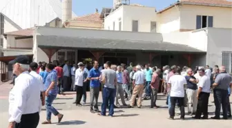 Tatil Dönüşü Kaza Geçiren Gurbetçi Ailenin Cenazeleri Gaziantep'e Getirildi