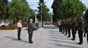 Vali Güvençer'den Jandarmaya Ziyaret