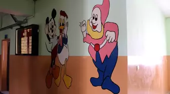 Fedakar Öğretmenden Öğrencileri İçin 'Formül Duvarı'