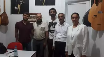 Kırşehir'de 'Gençler Abdal Sazı' Yapımını Öğreniyor