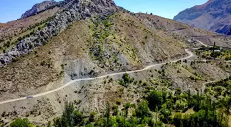 3 Metre Genişliğindeki Yol 10 Metreye Çıkarılıyor
