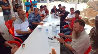 CHP'li Aytuğ Atıcı Kampa Girdi, Müdürle Tartıştı