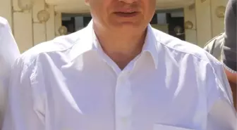Emekli Olan Profesörün Ardından Davul Çaldıran Eski Rektör 5 Bin Lira Tazminat Ödeyecek