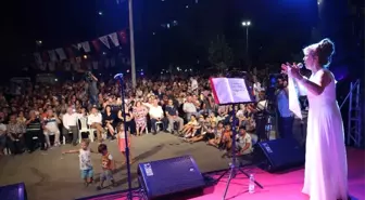 Karşıyaka'da Yaz Akşamları Müzikle Renkleniyor