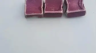 Polise 'Zümrüt' ve 'Yakut' Satmaya Çalışan 2 Kişi Yakalandı
