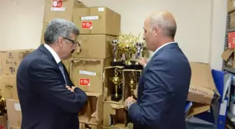 Vali Bilmez, Gençlik Hizmetleri ve Spor İl Müdürlüğü'nü Ziyaret Etti