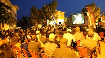 Açık Hava Sinema Gecelerine Hanlılardan Büyük İlgi