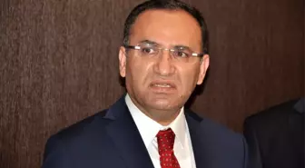 Bozdağ'dan Akaydın'a 'Tiyatro' Cevabı