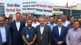 Fetö Elebaşı Fetullah Gülen'e Seccadeli Protesto