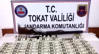 Tokat'ta Sahte Dolar Ele Geçirildi