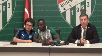 Bursaspor, Dzon Delarge ile Sözleşme İmzaladı