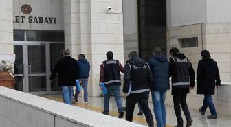 Dha İstanbul- İstanbul'daki Fetö Operasyonunda Eski Belediye Başkan Yardımcısı ile Birlikte 6 Kişi...