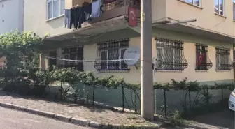 Evi Terk Edip Kızının Yanına Yerleşen Eşini Öldürdü