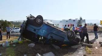 Hafif Ticari Araç Takla Attı: 5 Yaralı