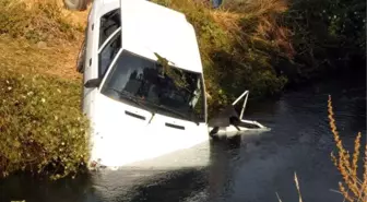 Otomobil Sulama Kanalına Uçtu: 1 Ölü, 5 Yaralı