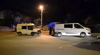 Otomobile Yerleştirilen Patlayıcı İnfilak Etti: 2 Yaralı