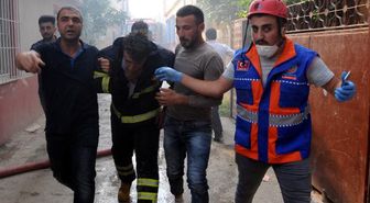 Gaziantep'te İplik Fabrikasında Yangın Çıktı, Yakın Evler Boşaltdı (2) - Yeniden