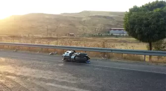 Motosikletle Minibüs Çarpıştı: 1 Ağır Yaralı