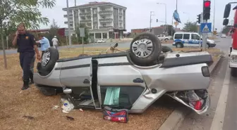 Samsun'da Otomobil Takla Attı: 2 Ağır Yaralı