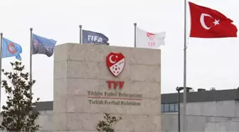 TFF, Trabzonspor'u Saha Olayları Nedeniyle PFDK'ya Sevk Etti