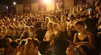 Tiyatro Festivali Yıldızlarla Veda Ediyor