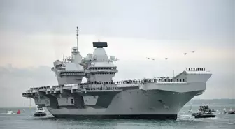 Birleşik Krallığın Yeni Uçak Gemisi 'Hms Queen Elizabeth' Limana Geldi