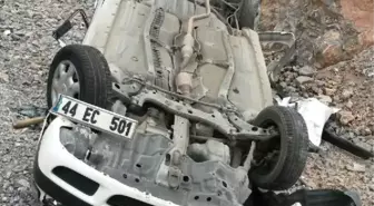 Çelikhan'da Otomobil Devrildi: 1 Ölü, 3 Yaralı